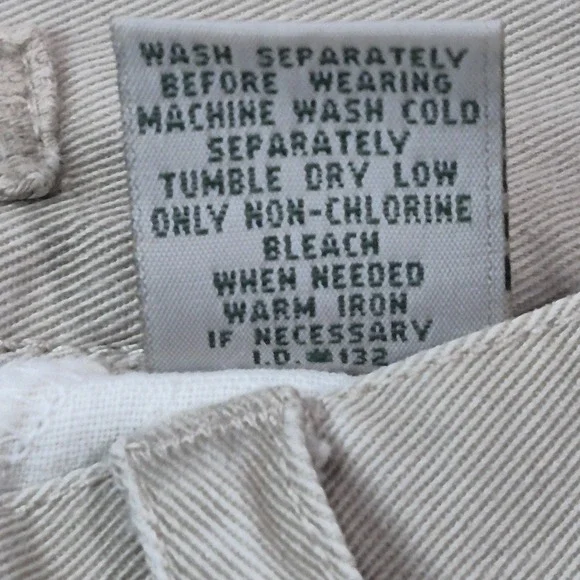 Y2K B.U.M. EQUIPMENT Cargo Shorts Khaki Low Rise CYBER GRUNGE Womens Sz 11/12VTG - Picture 5 of 6